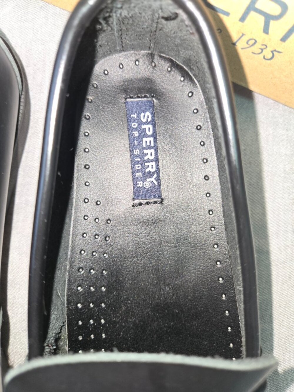 Brand new Sperry Colton Black Leather Penny Loafers in Boys Size 4.5 Medium. - Picture 4 of 6
